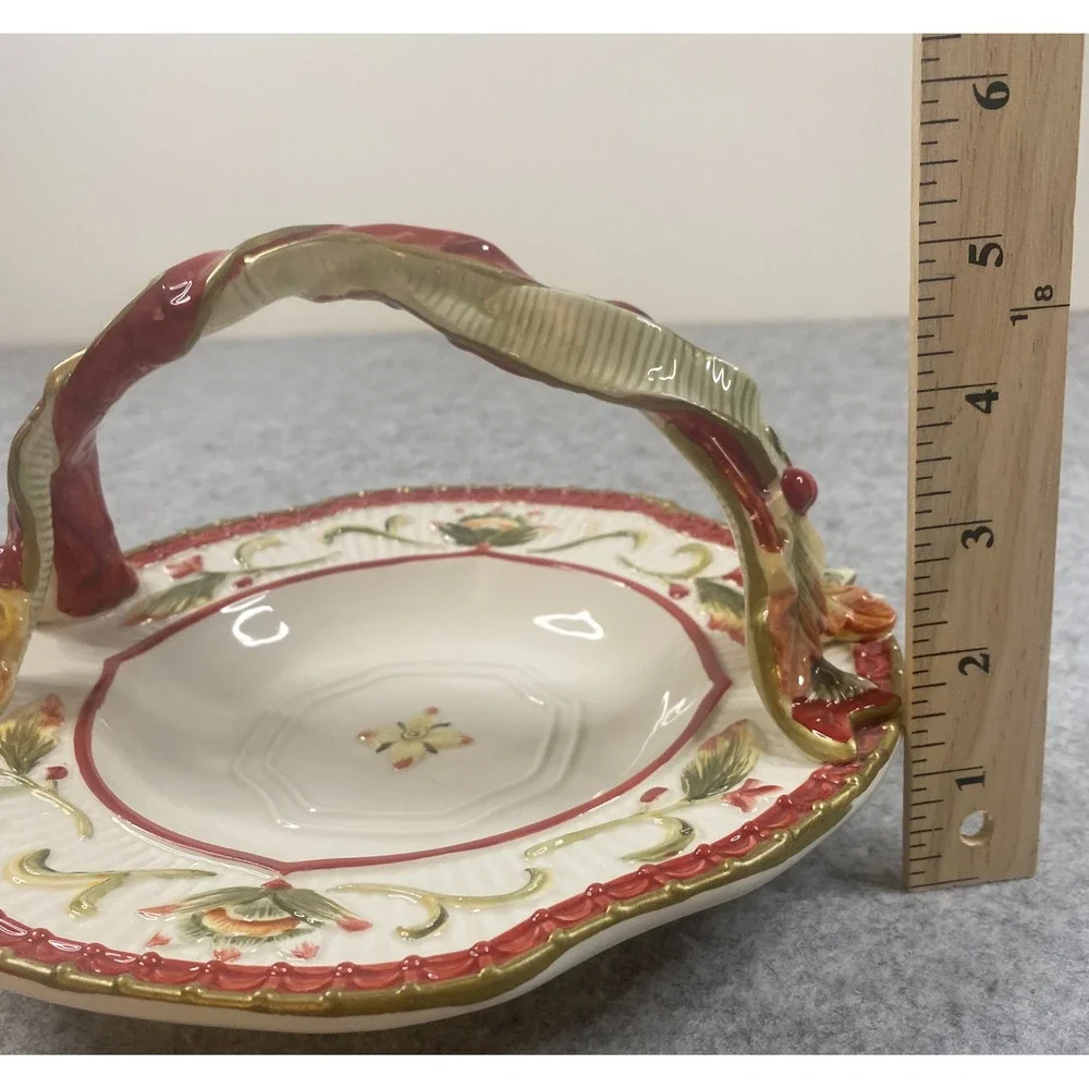 Fitz and Floyd Woodland Holiday Ceramic‎ Basket Ribbon Design Handle 9